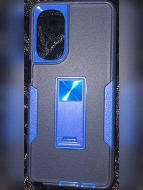Moto G Stylus 5G 2022 Blue and Black Phone Case With Kickstand & Tempered Glass.